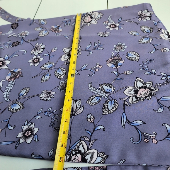 Ann Taylor LOFT Purple White Floral Shift Dress Flutter Sleeves Womens Belt SP - Picture 11 of 15